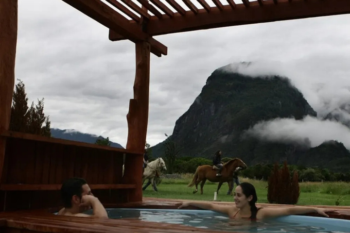 Pool 8 of 13