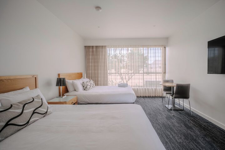 Room 22 of 66