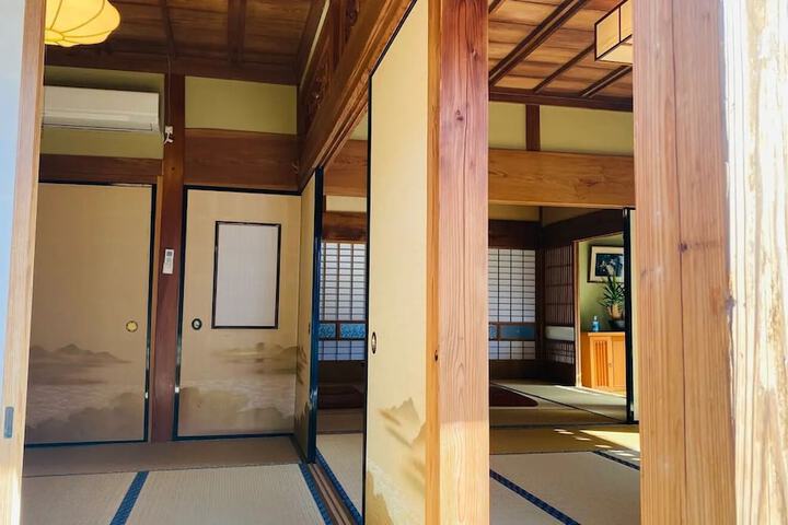 Room 44 of 110