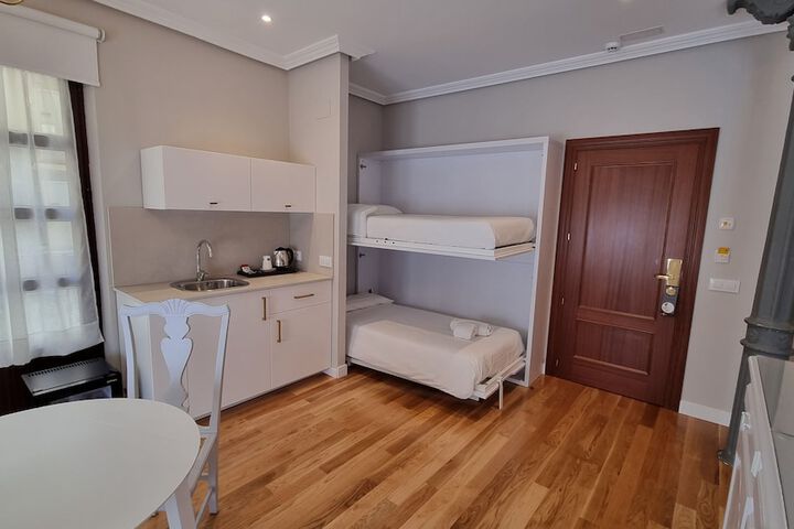 Room 11 of 46