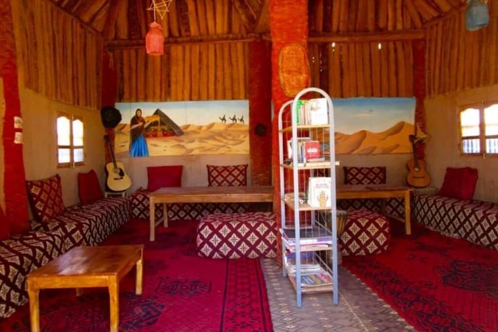 Room 4 of 8