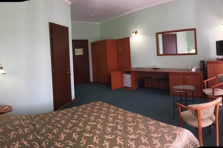 Room 15 of 51