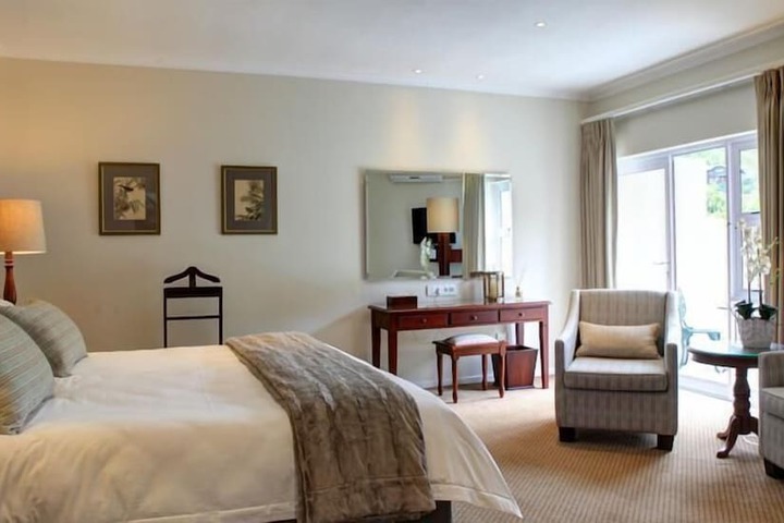 Room 27 of 100