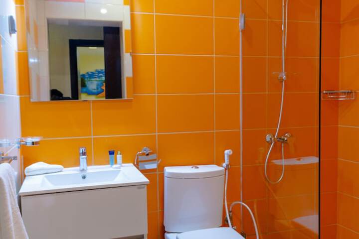 Room 44 of 79