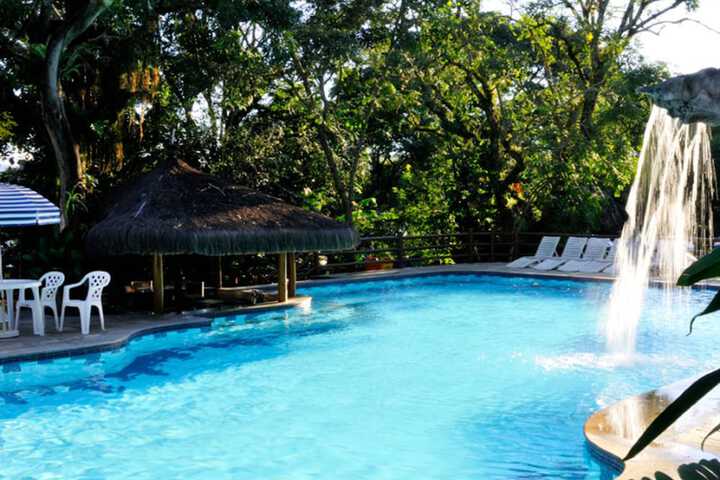 Pools & Facilities