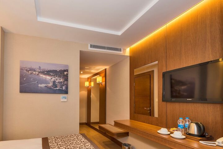 Room 40 of 60
