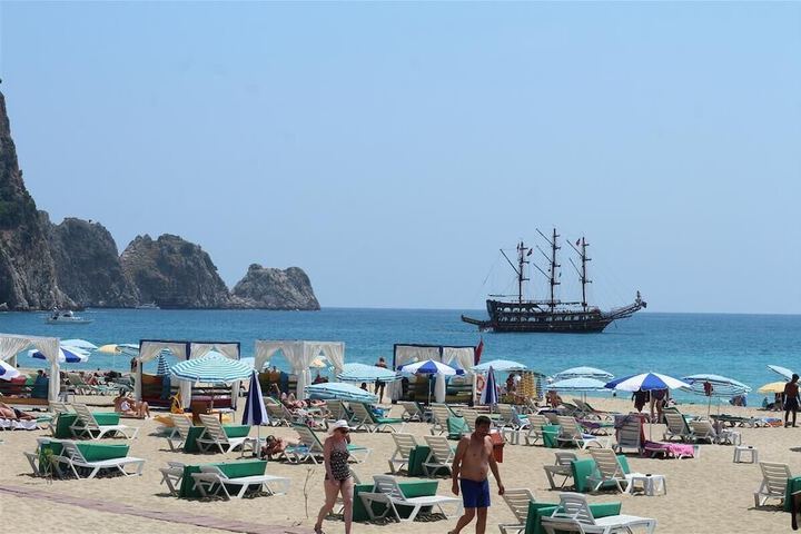 Beach 19 of 24