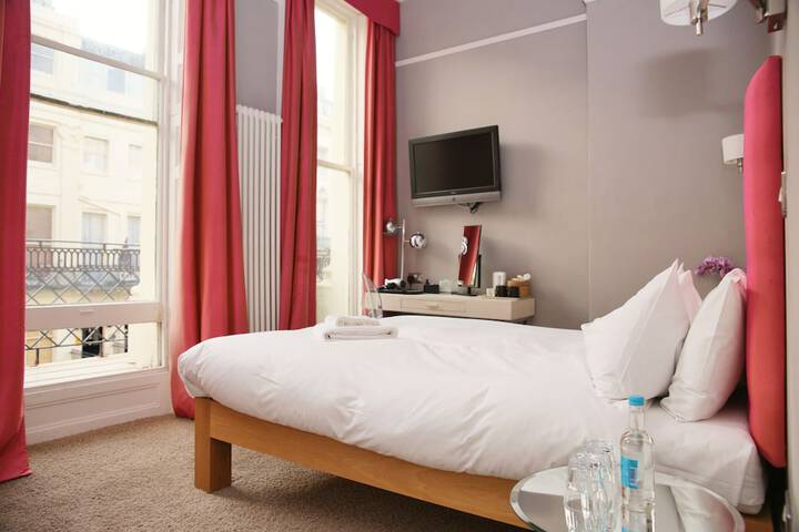 Room 21 of 58