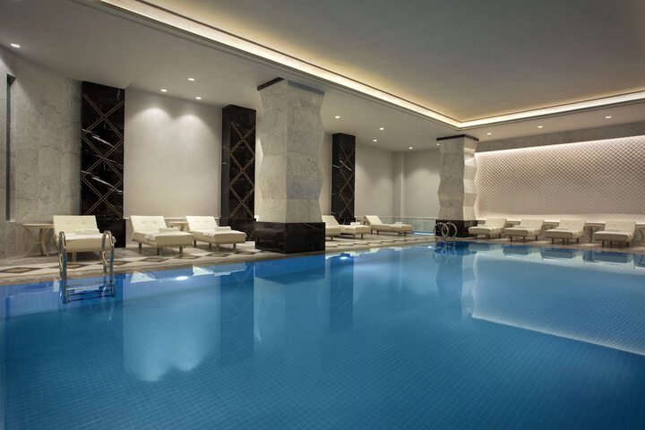 Pool 69 of 95