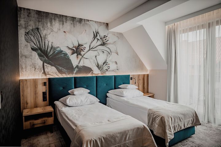 Room 27 of 75