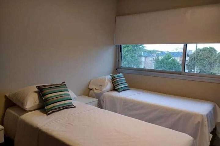 Room 4 of 18
