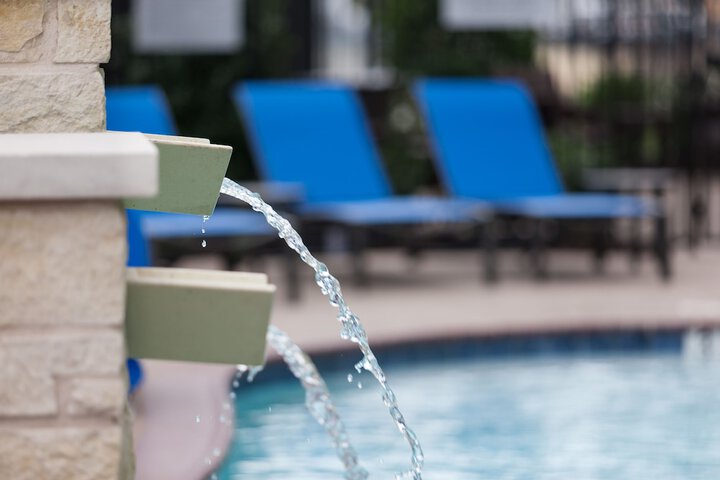 Pool waterfall