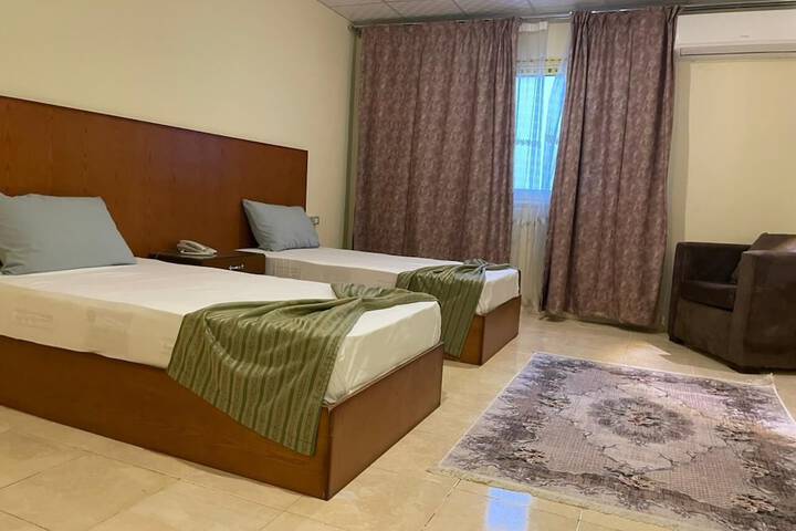 Room 20 of 32