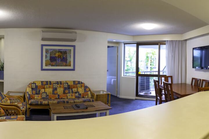 Room 12 of 109