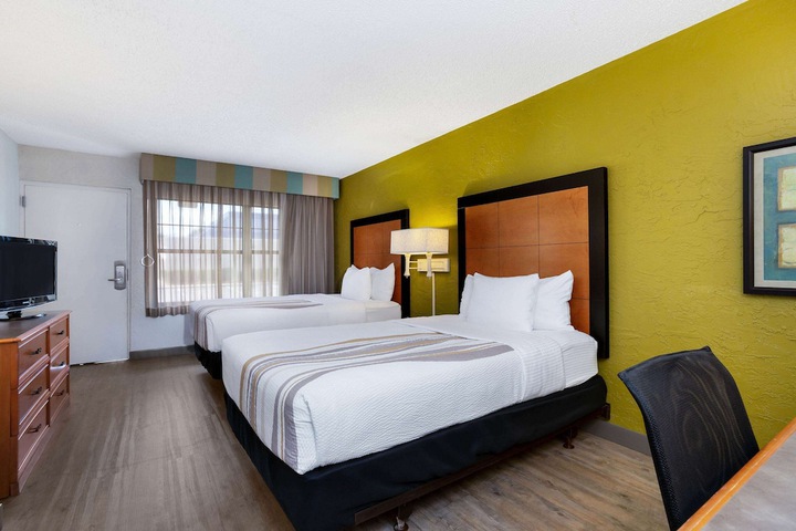 2 Double Beds Deluxe Room (4 of 15)