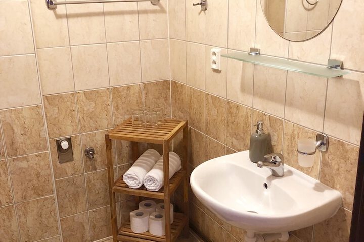 Clean Restrooms
