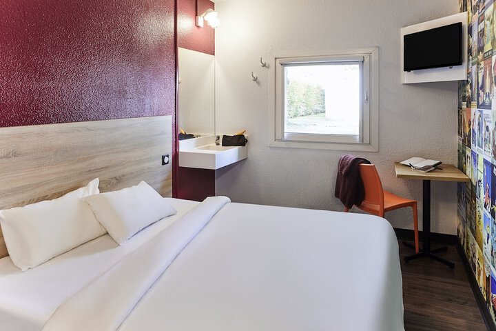 Room 20 of 61