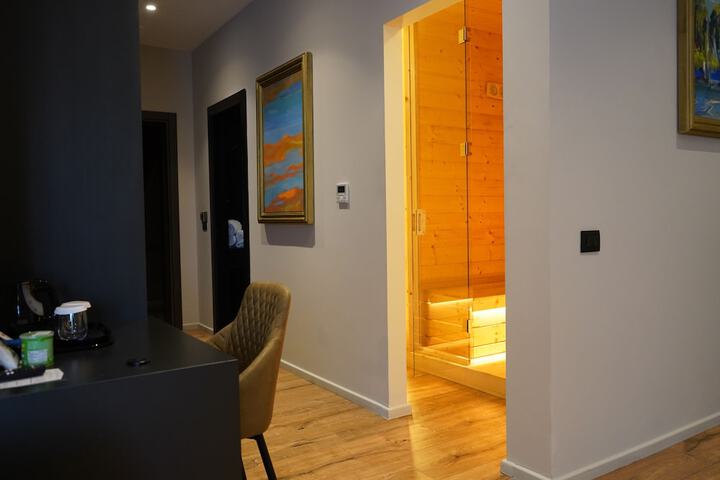 Room 69 of 163