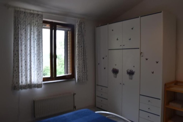 Room 6 of 29