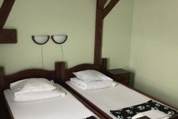 Room 22 of 65