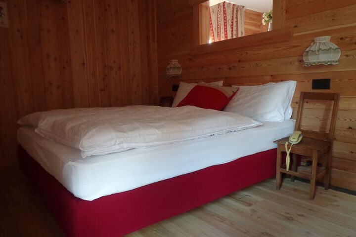Room 3 of 36
