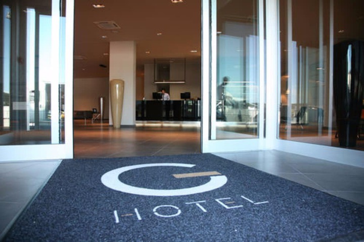 Hotel 75 of 80