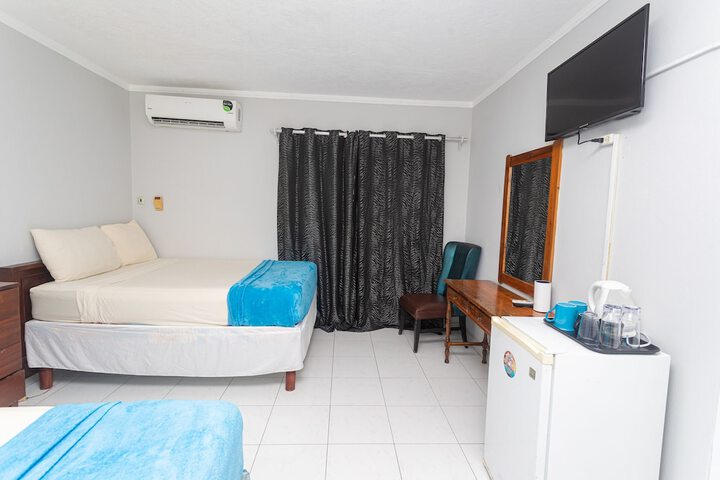 Room 34 of 110
