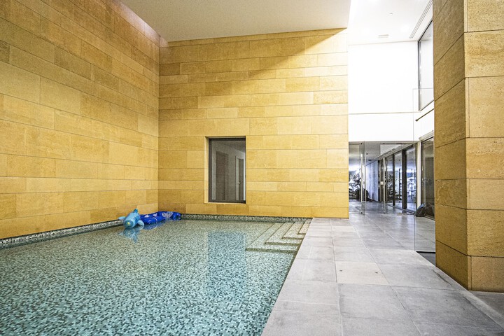 Pool 51 of 64