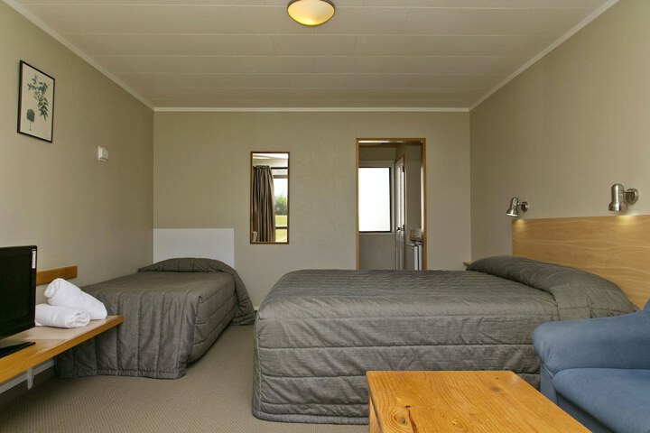 Room 12 of 52