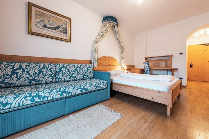 Room 10 of 59