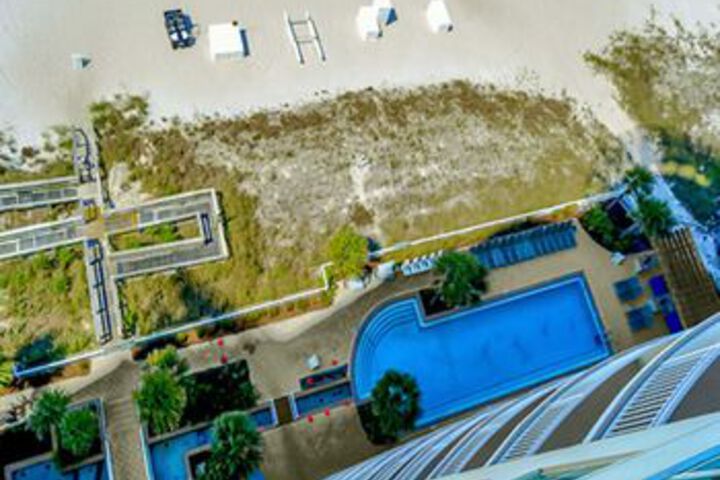 Terrace/Patio 8 of 33