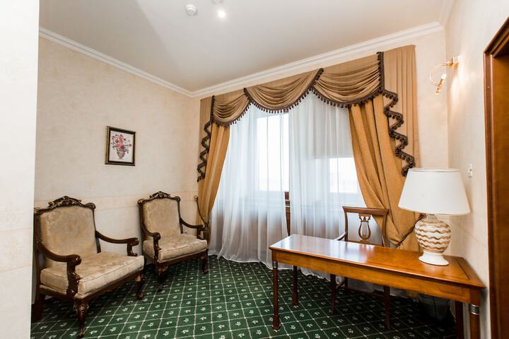 Room 4 of 64