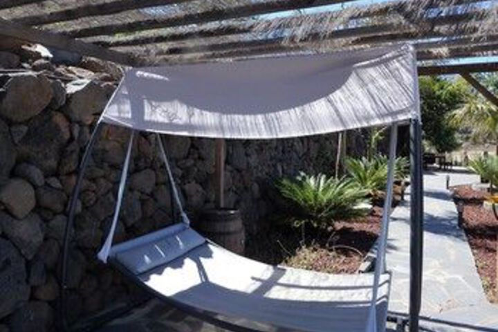 Sundeck 24 of 28