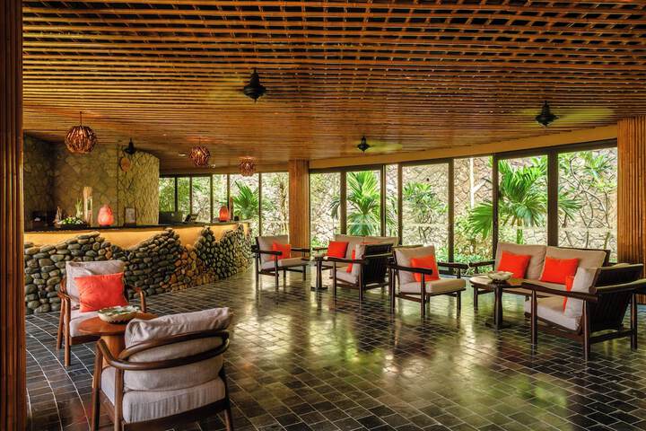 Hotel Interior 278 of 303