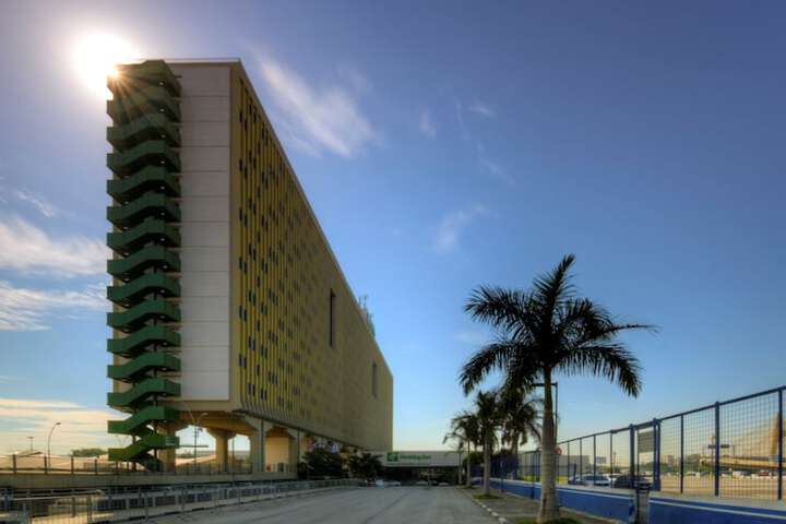 Hotel 136 of 139