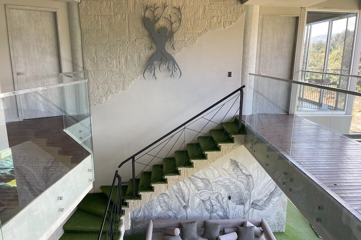 Room 48 of 87