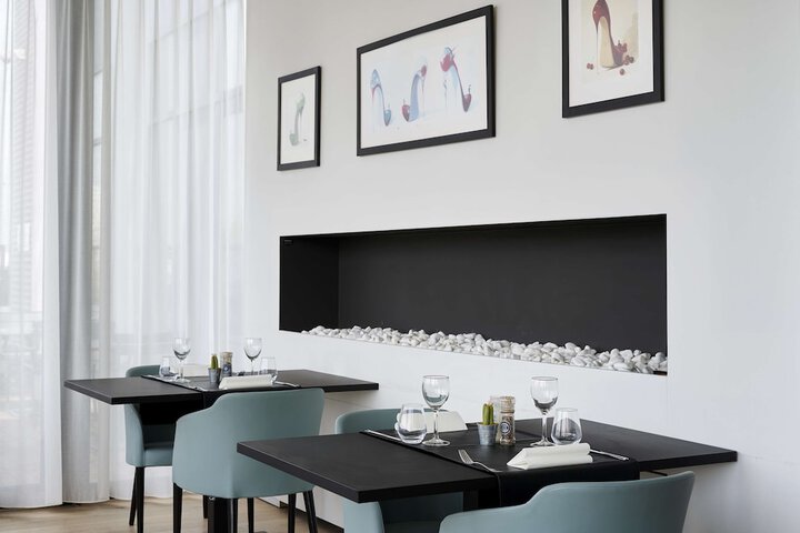 Dining 79 of 116