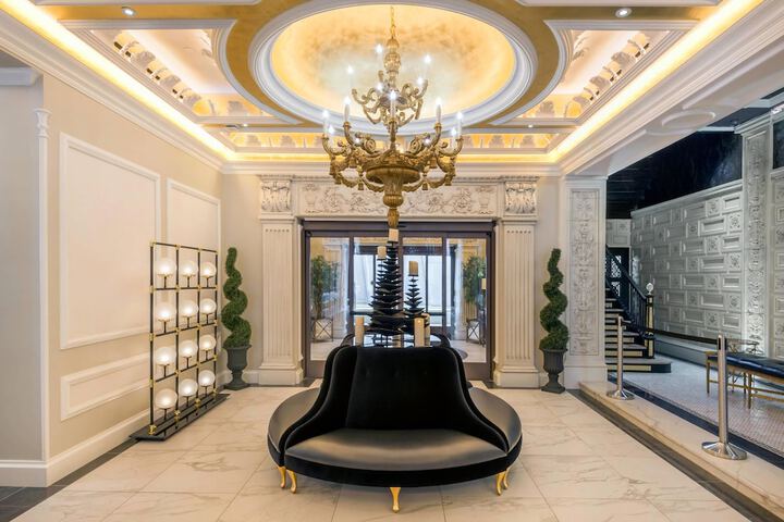 Guest Lobby