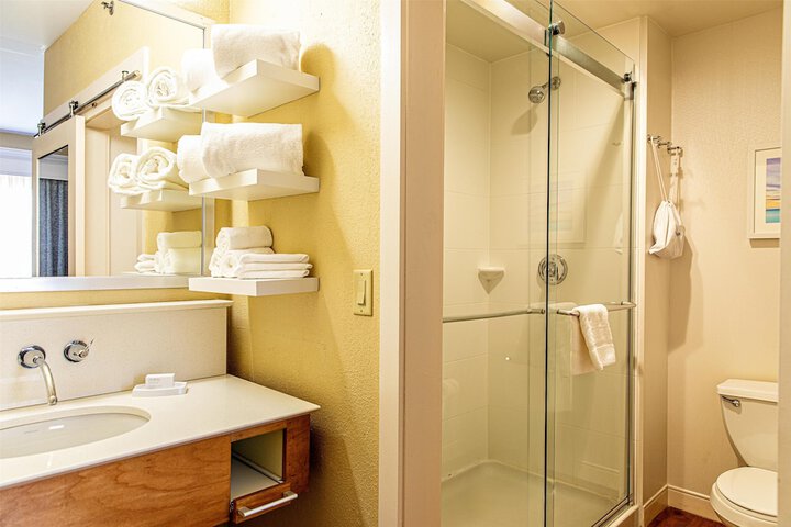 Bathroom shower