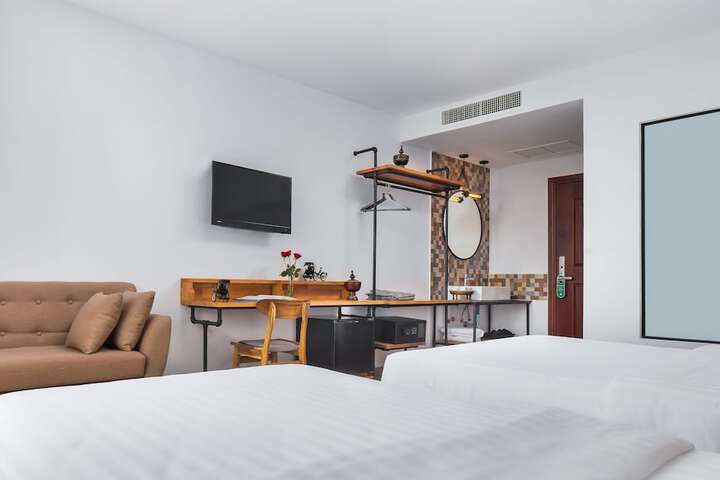 Room 58 of 163