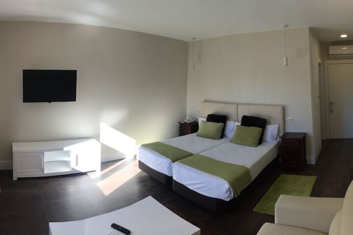 Room 44 of 131
