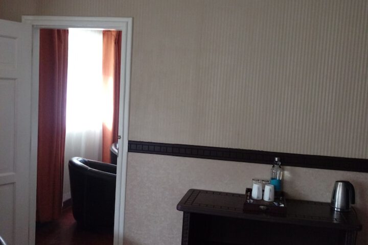 Room 15 of 67