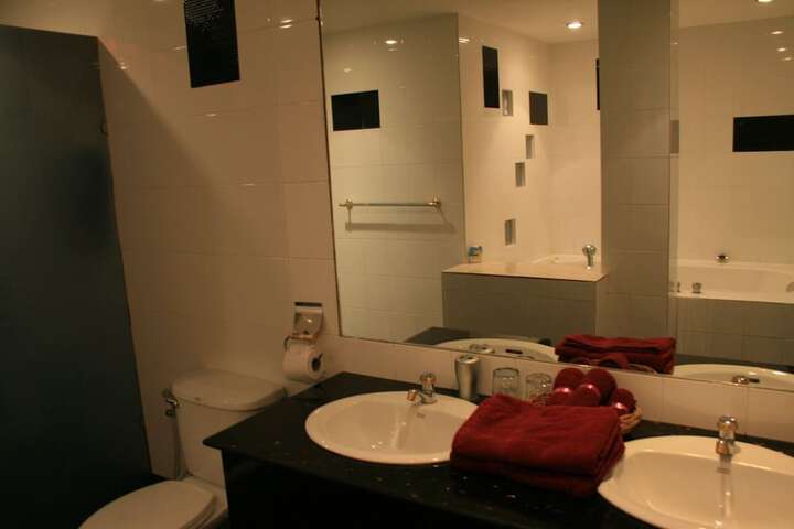 Room 43 of 62