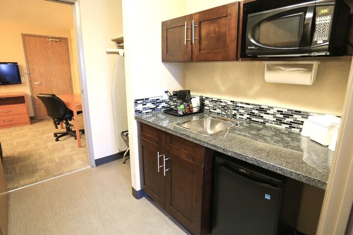 Room 28 of 110