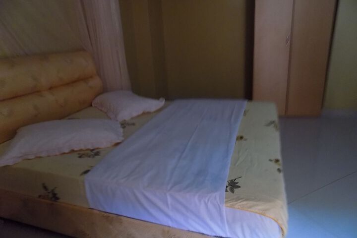 Room 11 of 43