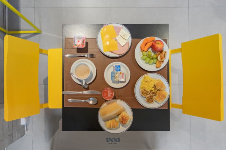 Breakfast/Coffee Service 19 of 29