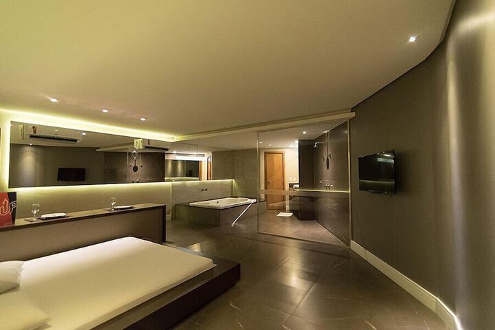 Room 11 of 56