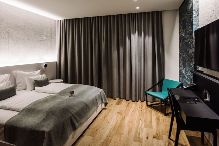 Room 18 of 53