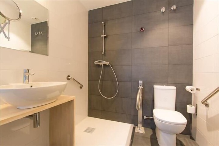 Bath Photo
