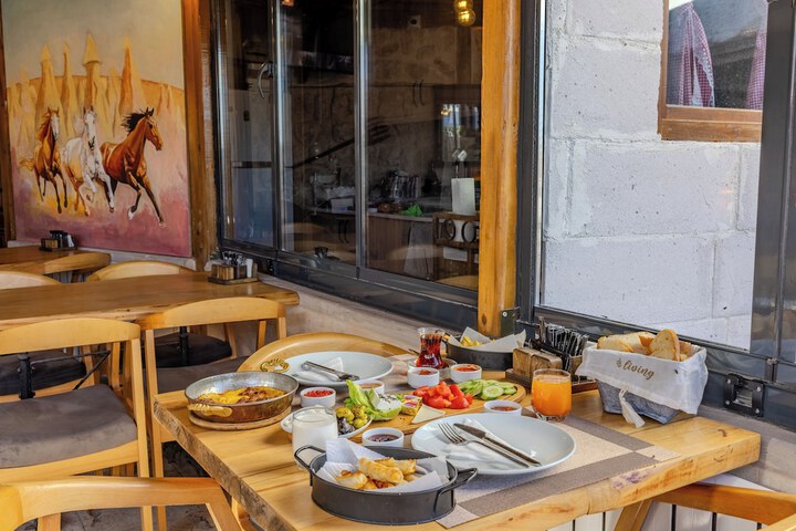 Breakfast/Coffee Service 63 of 66